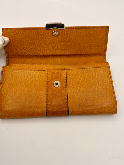Gucci Mustard Yellow Leather Wallet with Silver-Tone Chain Strap