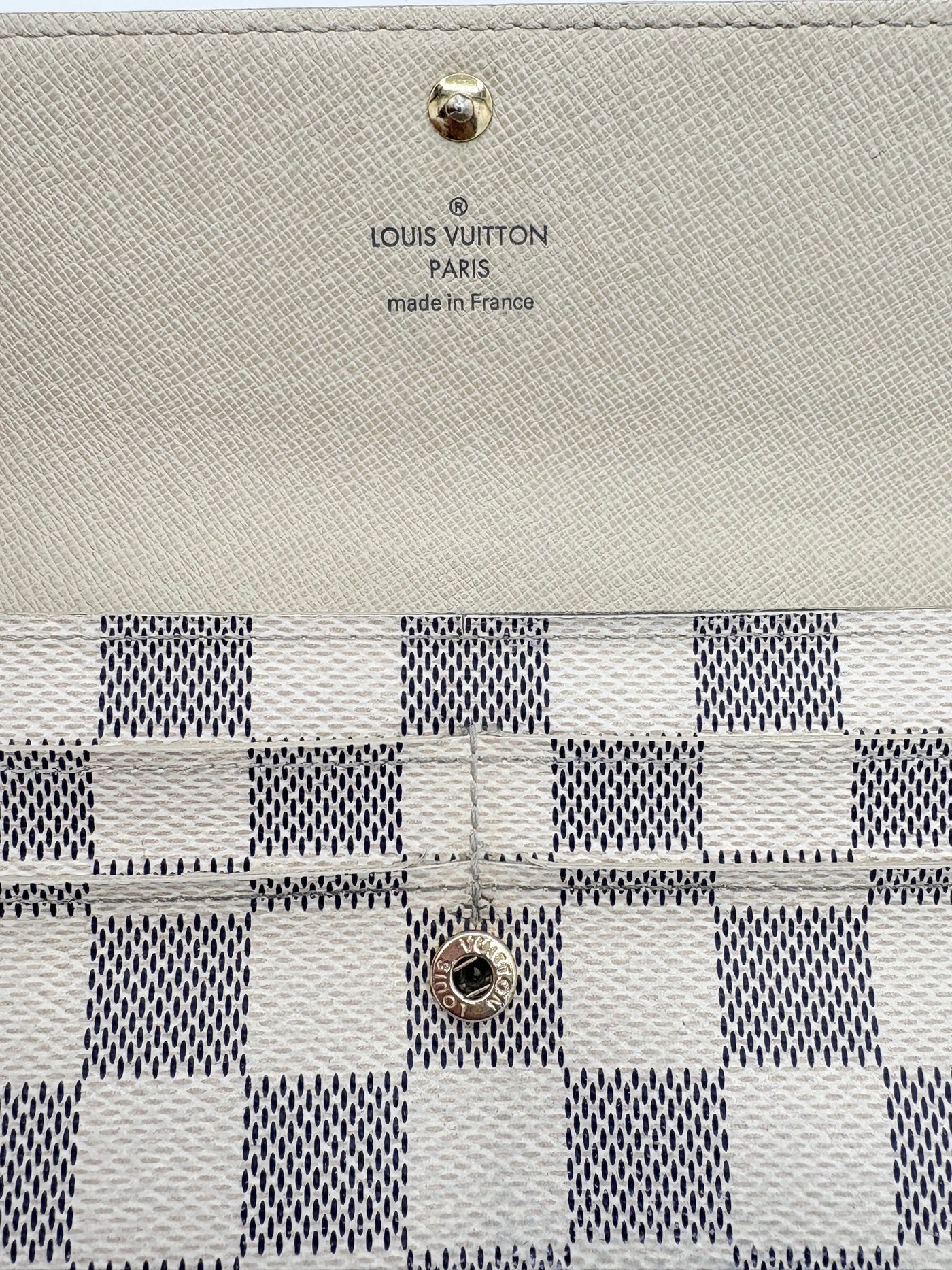 Louis Vuitton Damier Azur Wallet – 2012 Classic, Like New Condition, Gift-Ready