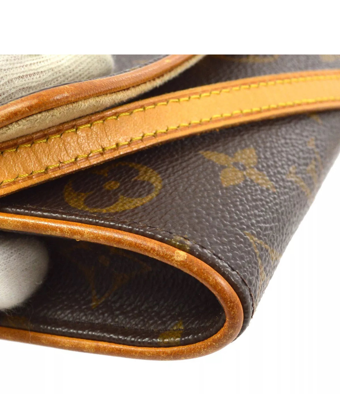 Louis  Vuitton Monogram Pochette Twin