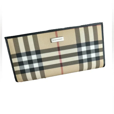 Burberry  Long Kiss Lock Wallet